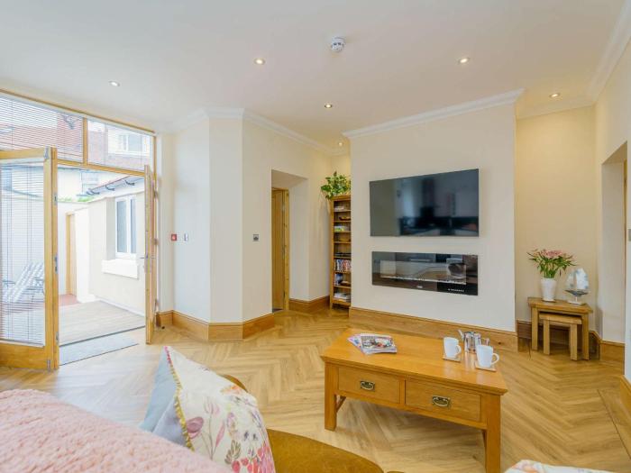 1 Bed in Llandudno 83621