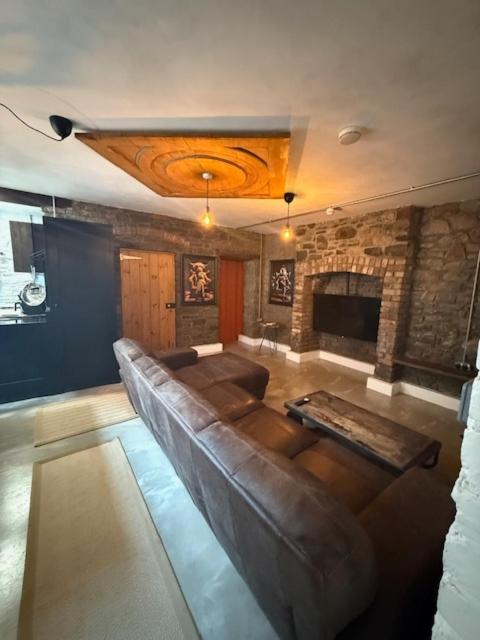 Stylish Industrial 1 Bed