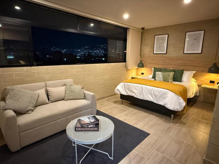 Manila Hotel Boutique