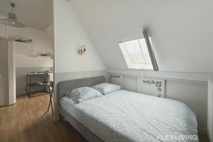 Flexliving - Studio near Eiffel Tower Invalides & Left Bank