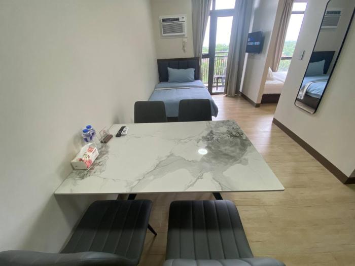 Airport Home Base Trips Getaways 3pax balcony 6g