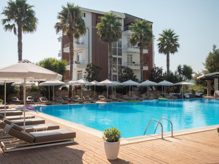 Nia Boutique Hotel by Rapos Resort