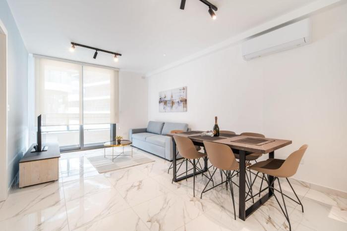 Modern 2BR Escape in St Julians