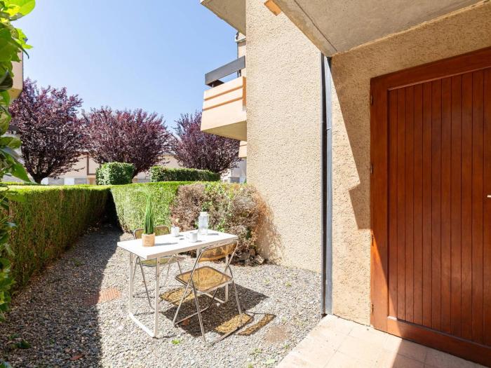 Appartement T2 avec jardinet, parking et casier à skis, quartier thermal, proche télécabine, 2 étoiles - FR-1-296-171