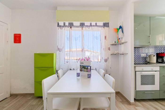 Cosy, freshly furnished holiday home