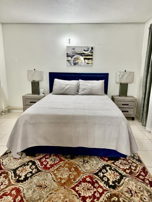 Blue Laventura condo near HWT