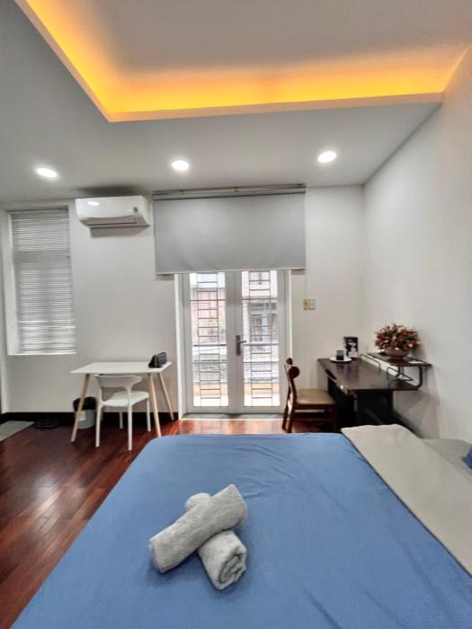 Big Promo! Spacious Balcony Retreat in Thao Dien R01