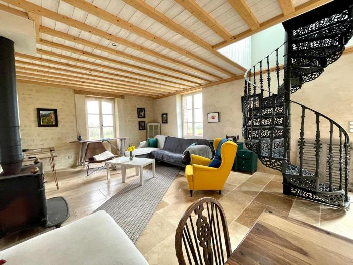 La Maison dArtiste à 5 min du Haras du Pin, Normandie