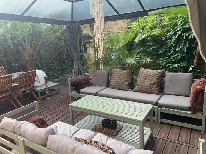 Logis de Cécile à Sarlat avec jardin privatif de 30M2