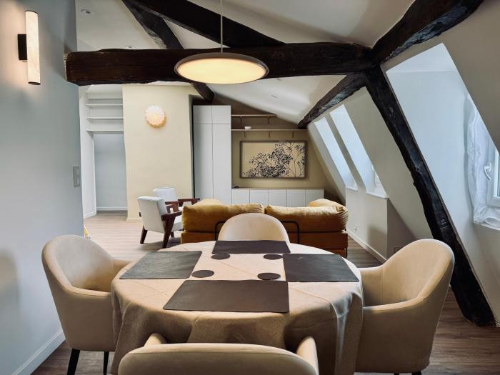 70 m2, Renovated, Perfect Location in central Paris