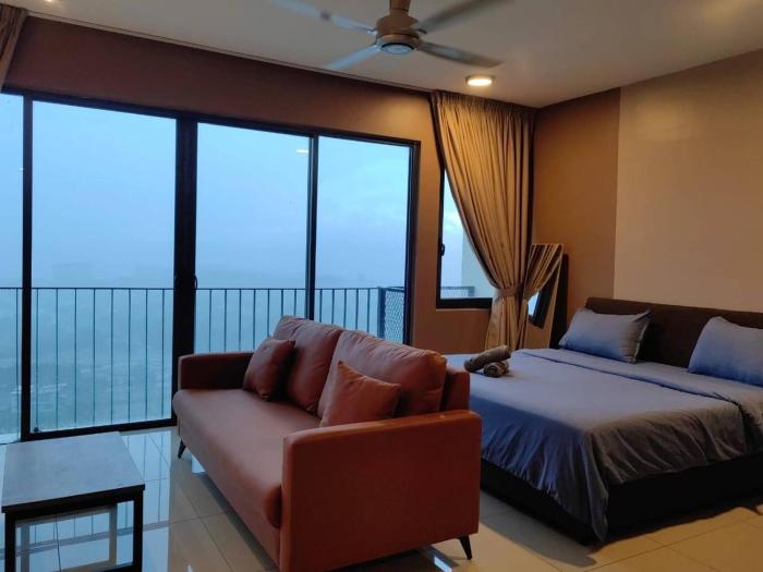Cozy Studio in Shah Alam with Mountain View
