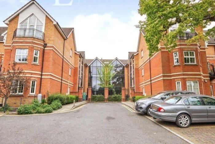 2 Bedroom Deluxe Apartment Derby