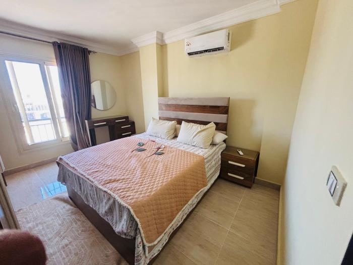 قرية لاسيرينا بالم بيتش