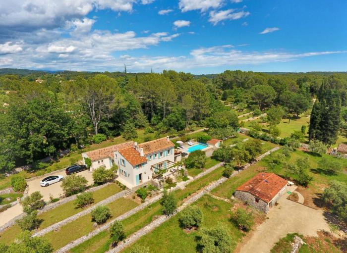 Mas des Anets, 3 bedroom villa in peaceful location