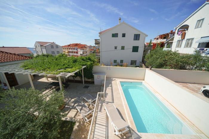 Villa Sladana with pool