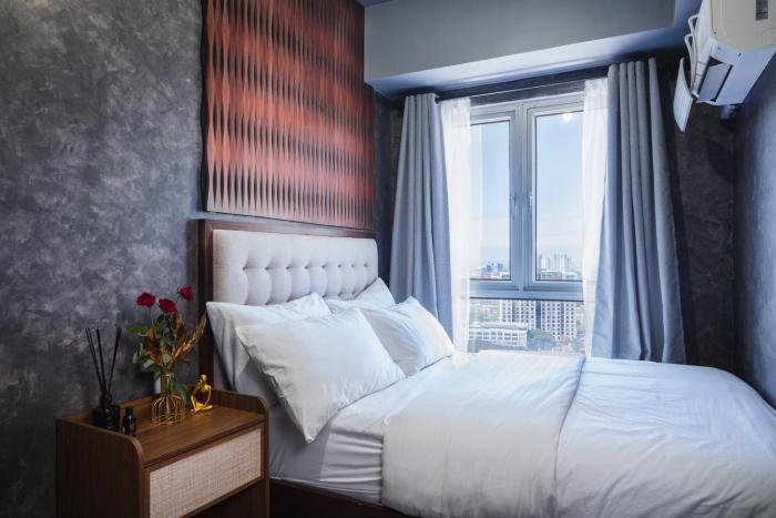 Skyline Suite Across Abreeza