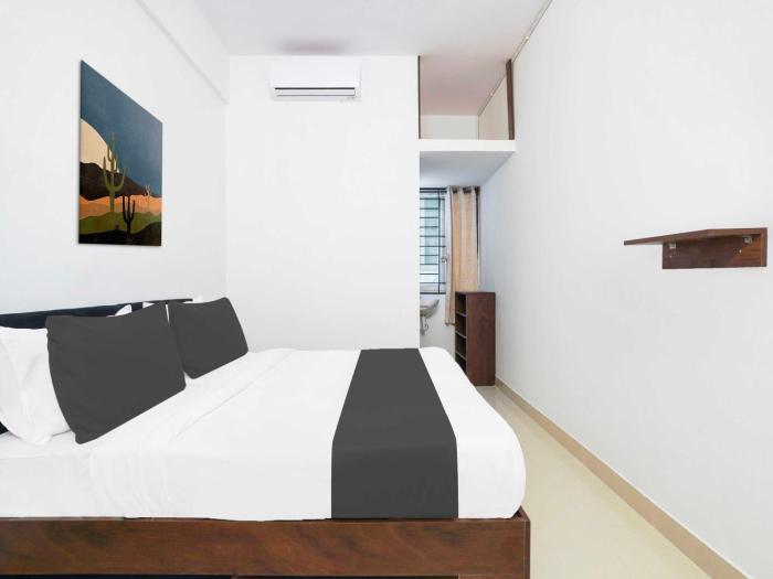 Collection O Karmelaram Railway Station