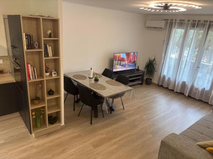 Grand appartement tout équipé et climatisé entre Aix en Provence et Marseille 86 m2 3 chambres