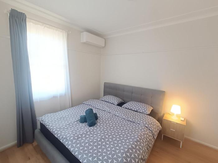 Quiet Room with Air Conditioning - E4