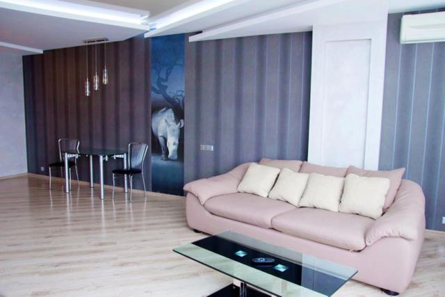 ЛЮКС апартаменты в Мост Сити, круглосуточная рецепция