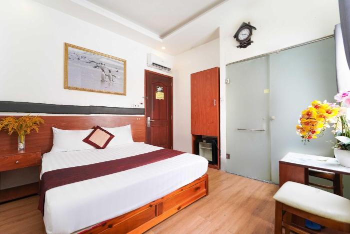 Dancentre Eva Hotel Near Lotte Mart District 8