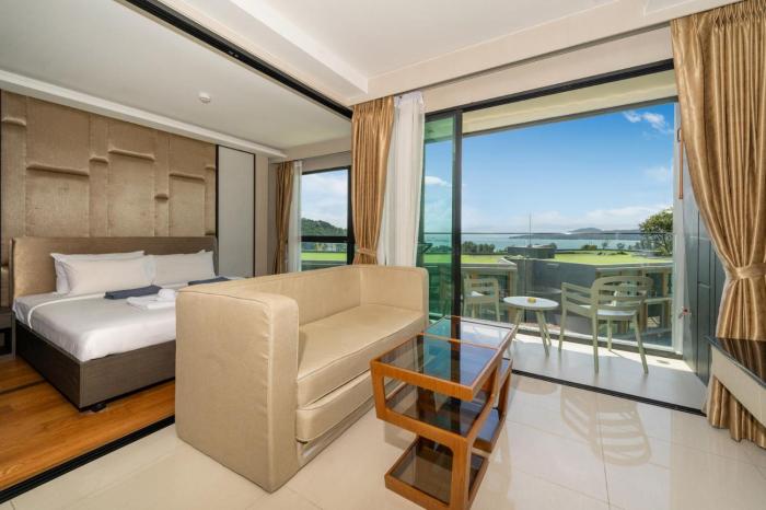 Panora sea view -modern facilities walk to beach