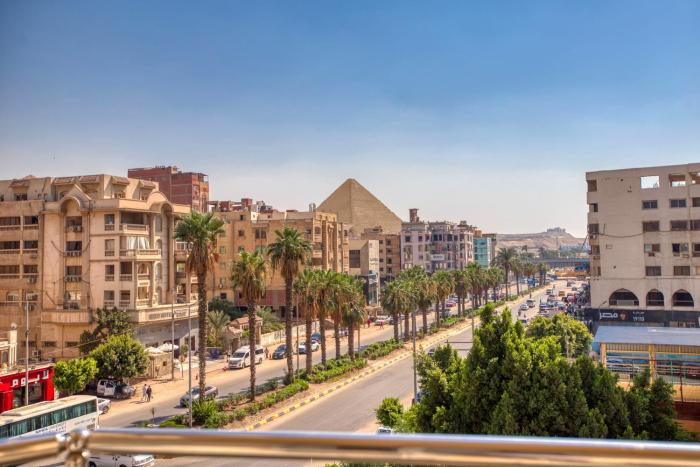 Mentu pyramids hotel