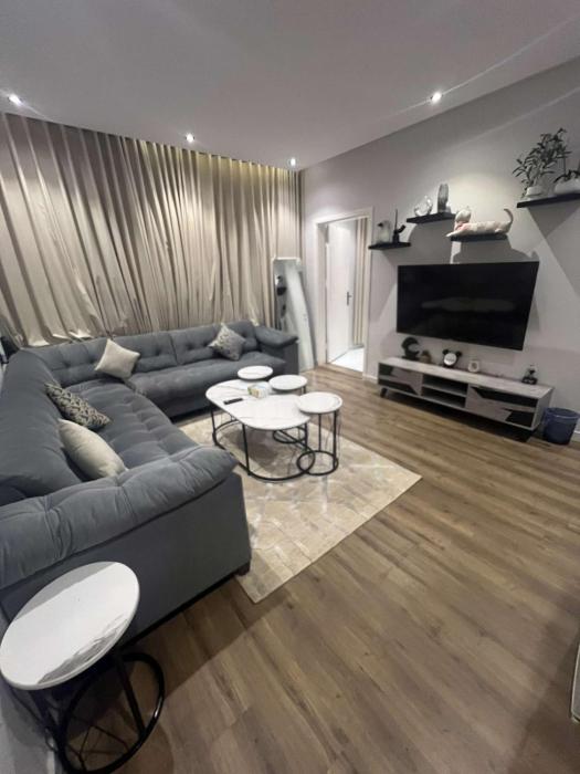 شقة راقية بغرفة وصالة