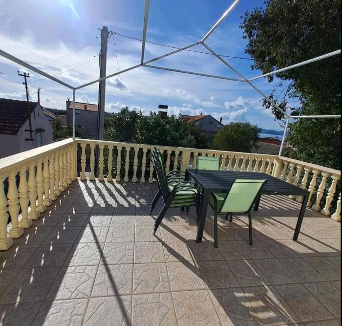 Gemütliches Haus mit Terrasse