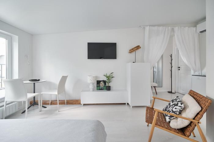 White Door Apartments 3