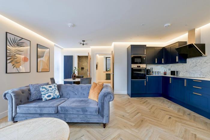 Modern apartment in town centre