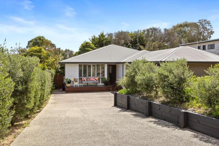 Peninsula Alfresco Beach Retreat