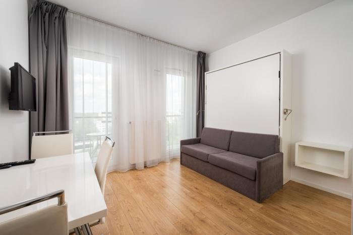 Varsovia Comfort Studio by BookingHost