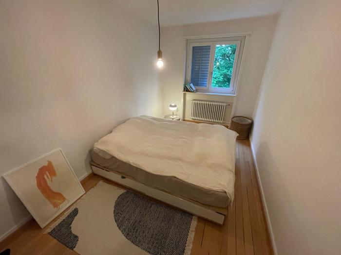 Stylish 3-Room Altbau Flat Balcony & Office