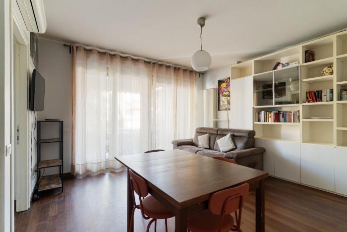 GuestHost - Stylish Apartment Viale Toscana Milano