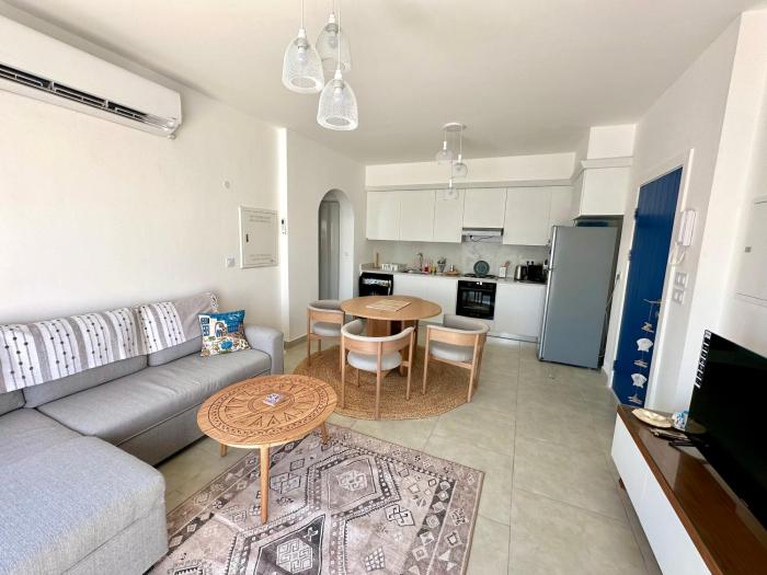 Greek Retreat in Marassi