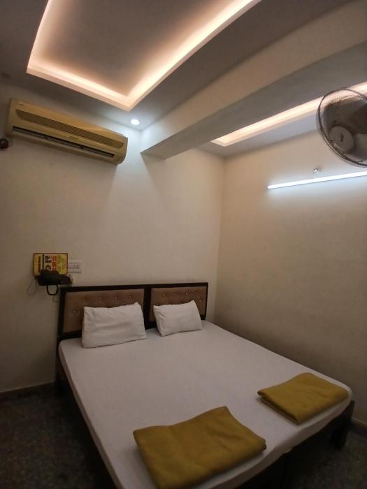 Moonlight Hotel