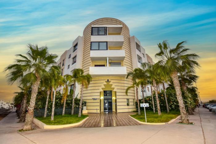 White Majorelle Founty