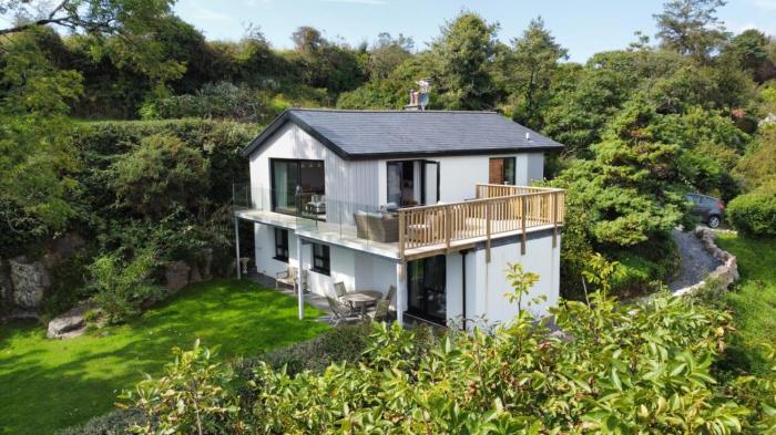 High Kiln Bank, Slade