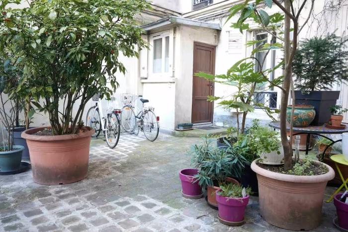 Lovely studio in the very heart of Montmartre