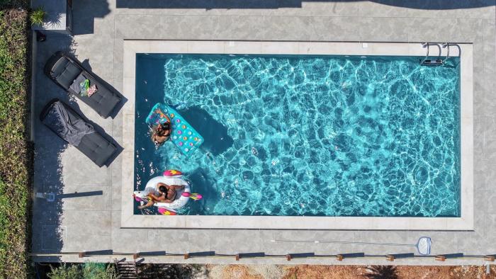 Nireas Blue Balcony by Raise