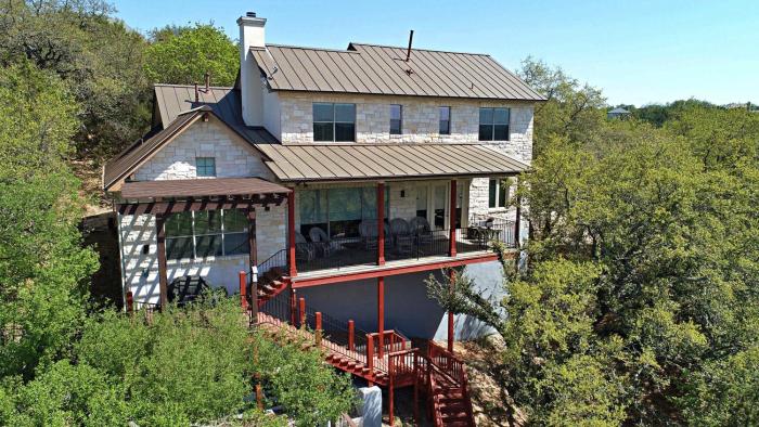 Pet-Friendly Oasis in Gated Community