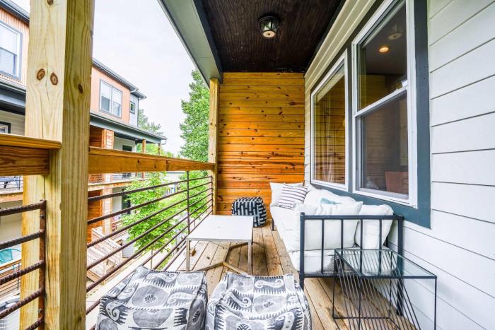 Side by Side Townhomes in East Nashville