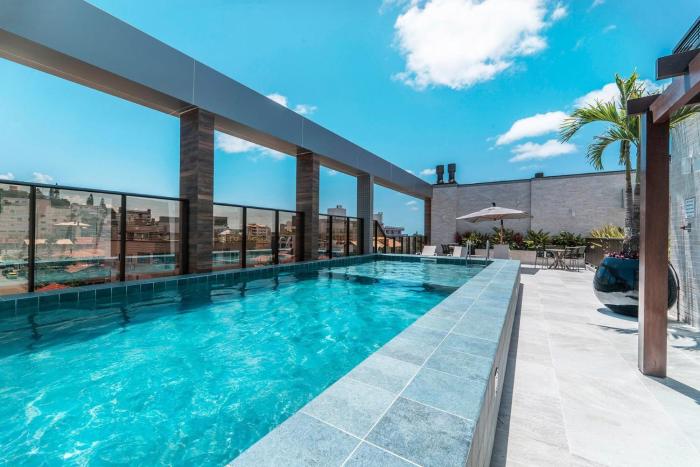 Apto 2 Suítes Próx. à Praia c Piscina