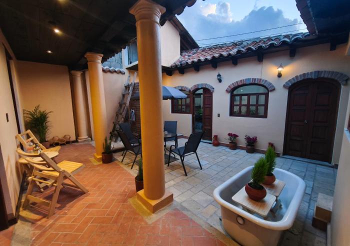 Casa Real de Mexicanos