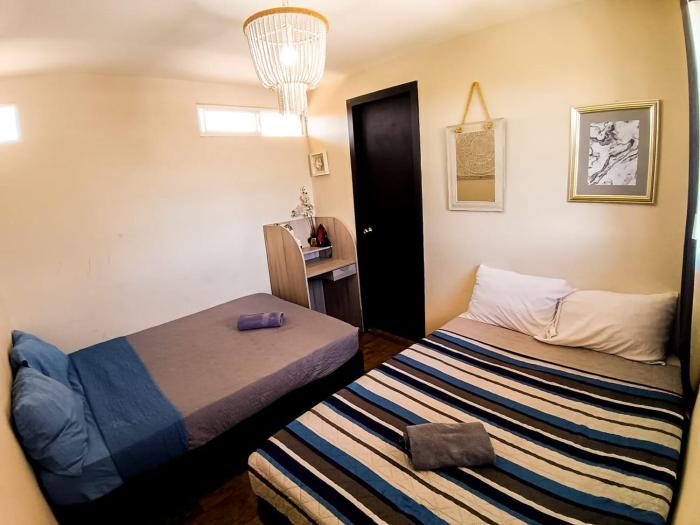 Dalia Room, Paseo Durango