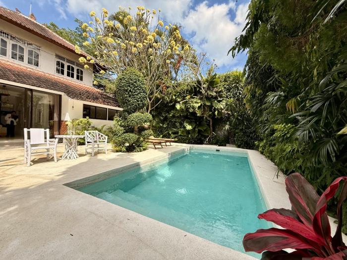 White Orchid Villa Seminyak