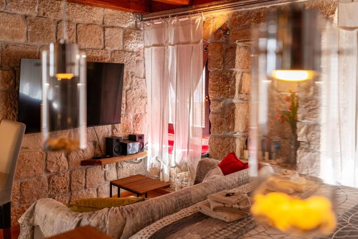 St Roko - Cozy Stone Studio in Old Town Korčula