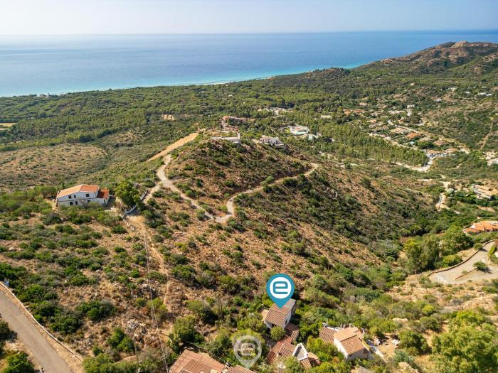 The Summit House - Eden Rock