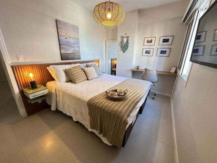 AA74 Apto moderno e mobiliado no Centro de Floripa